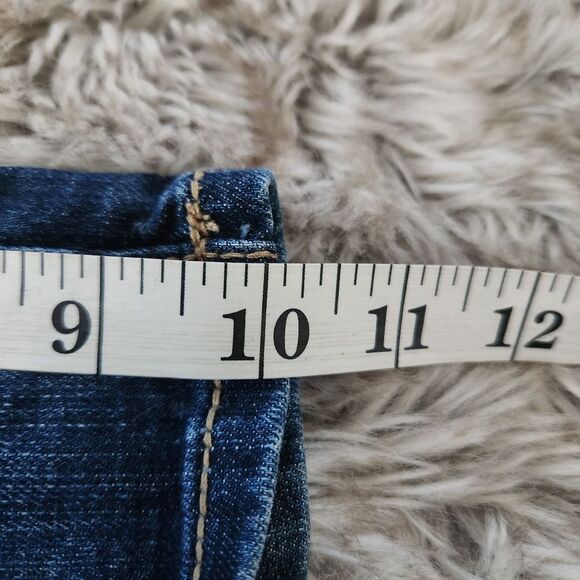 Kut from the Kloth Catherine Boyfriend Shorts Medium Wash Denim Women's Size 6 - Picture 10 of 11